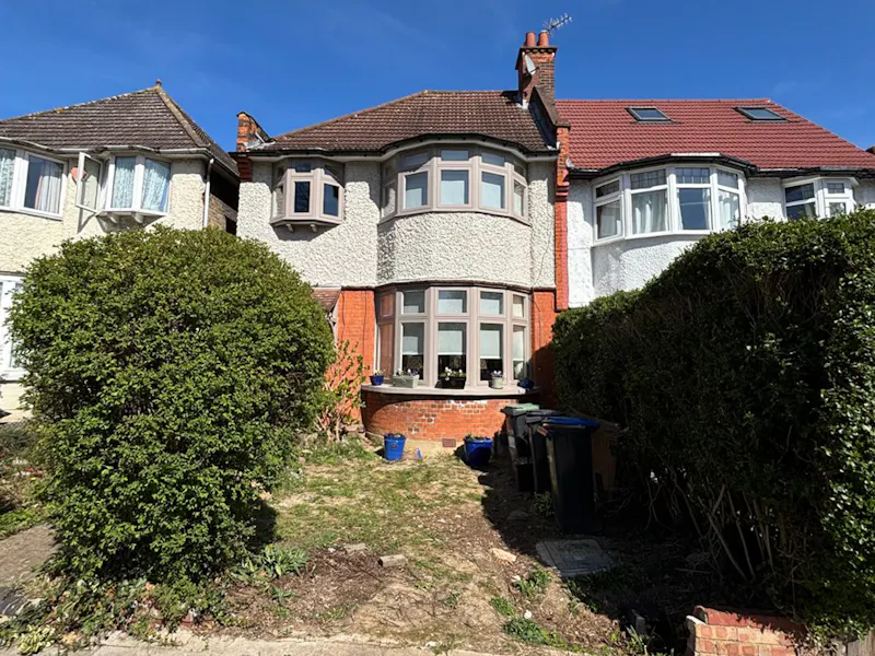 Winchmore Hill 1930's Semi, D2821 (photo 1)
