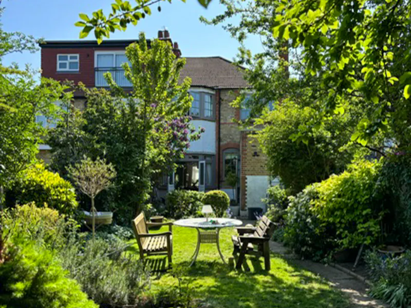 Garden at Winchmore Hill 1930's Semi, D2821 (photo 26)