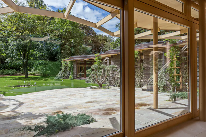 Unique St Albans modern house, K511 (photo 48)