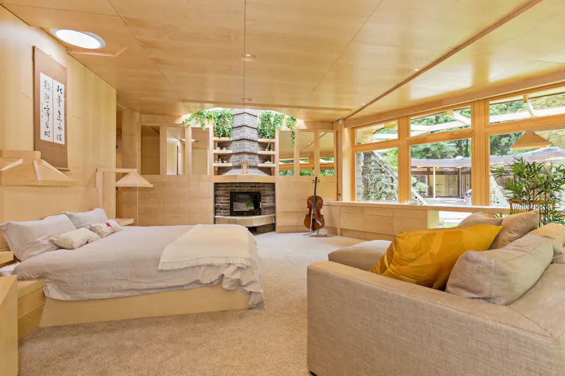 Bedroom at Unique St Albans modern house, K511 (photo 51)
