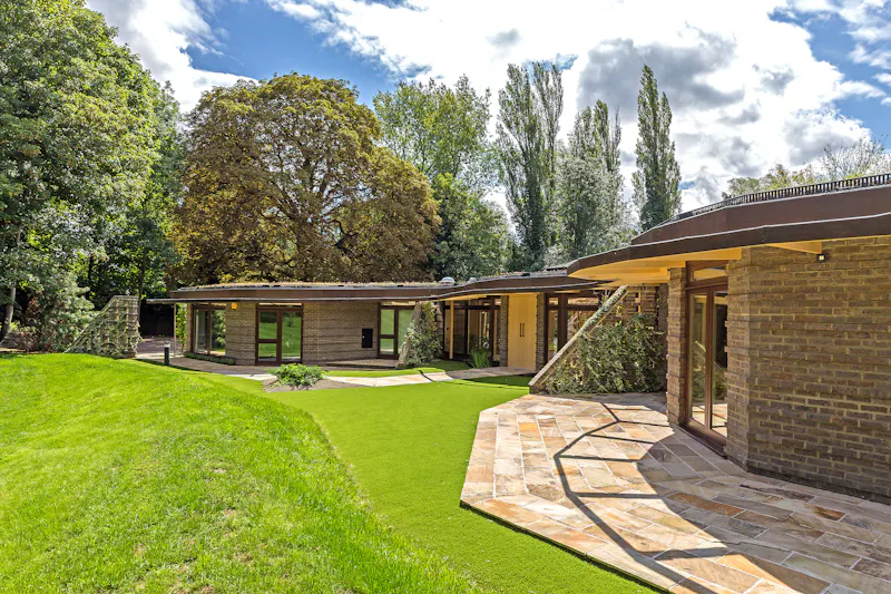 Unique St Albans modern house, K511 (photo 87)