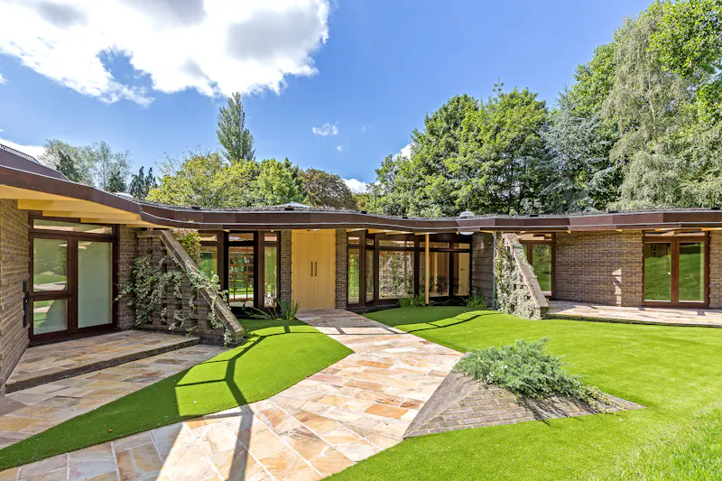 Unique St Albans modern house, K511 (photo 83)