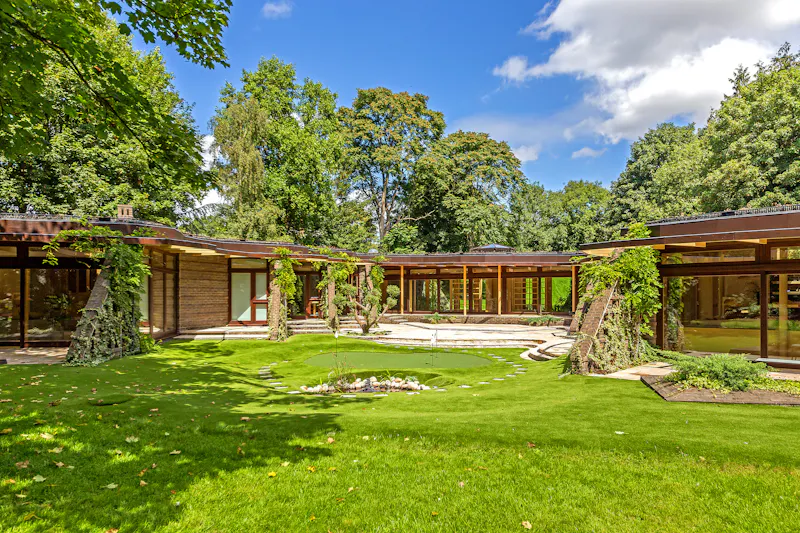 Unique St Albans modern house, K511 (photo 97)