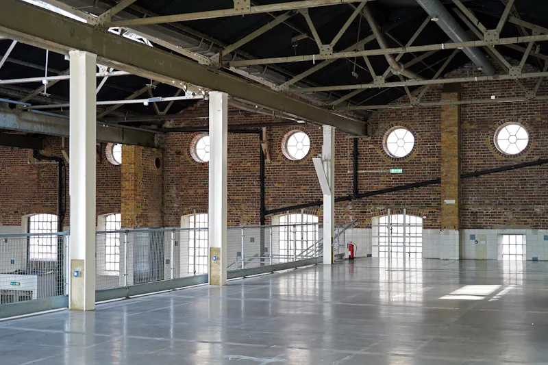 Iconic Brick Lane brewery, N266 (photo 46)
