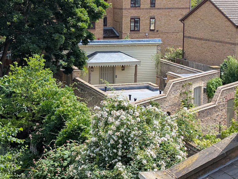 Elegant Camberwell townhouse, A1445 (photo 43)