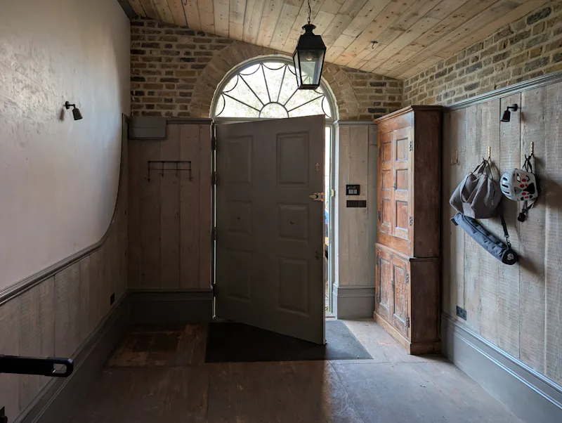 Elegant Camberwell townhouse, A1445 (photo 51)