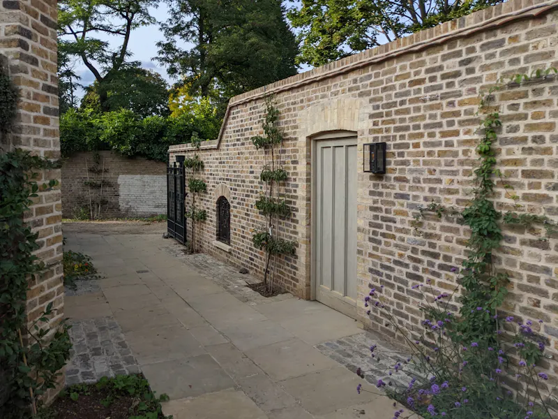 Elegant Camberwell townhouse, A1445 (photo 52)