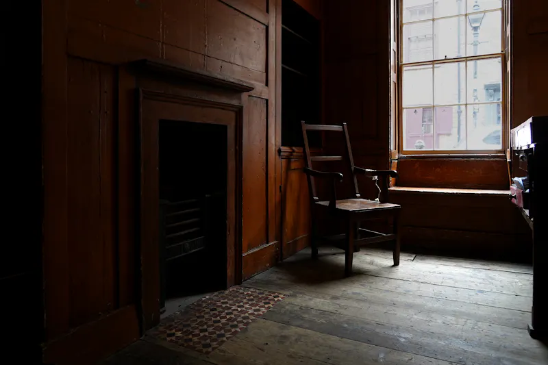 Spitalfields huguenot townhouse, A596 (photo 5)