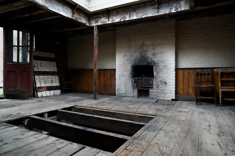 Spitalfields huguenot townhouse, A596 (photo 16)