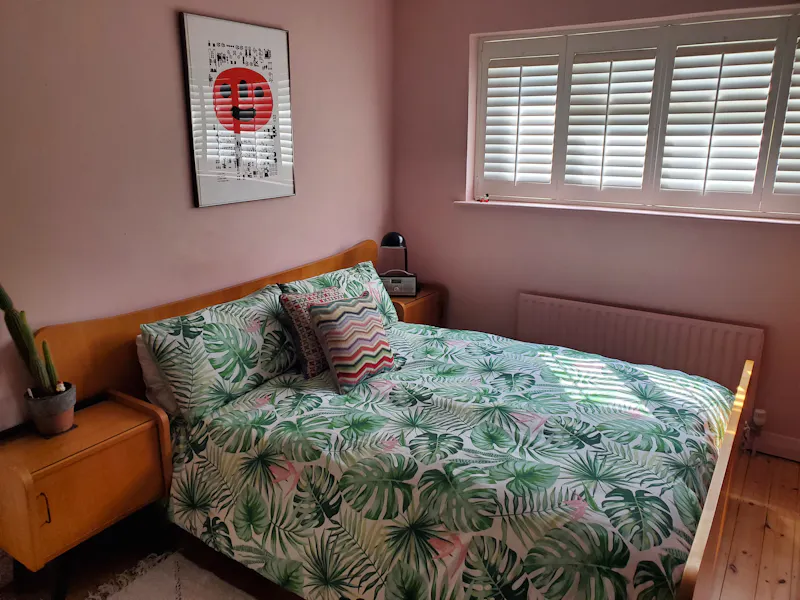 Bedroom at Quaint Crystal Palace home , D2534 (photo 22)