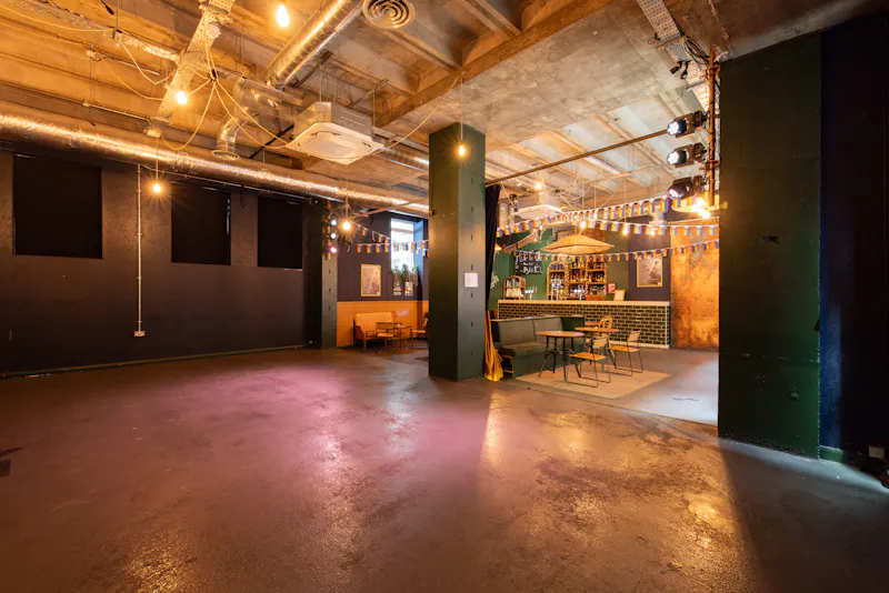Soho venue & bar, R885 (photo 6)