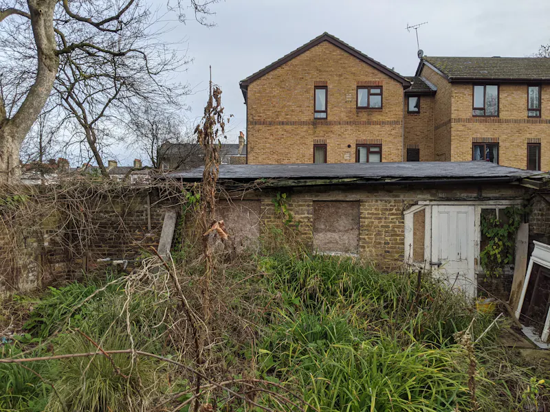 Hidden Camberwell courtyard , Q158 (photo 25)