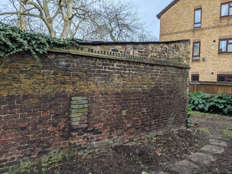 Hidden Camberwell courtyard , Q158 (photo 28)