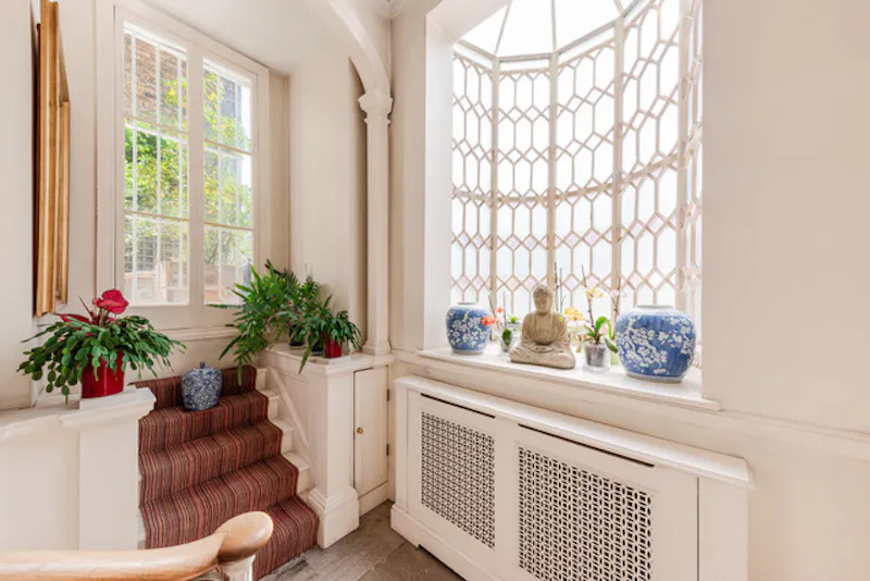 Entrance hall at Period South Ken Townhouse, A1659 (photo 16)