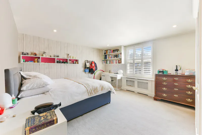 Bedroom - teen at Period South Ken Townhouse, A1659 (photo 35)