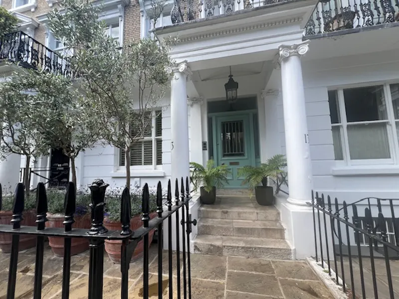 Period South Ken Townhouse, A1659 (photo 2)