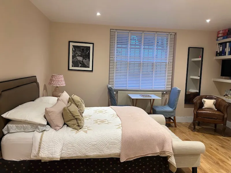 Bedroom at Period South Ken Townhouse, A1659 (photo 29)