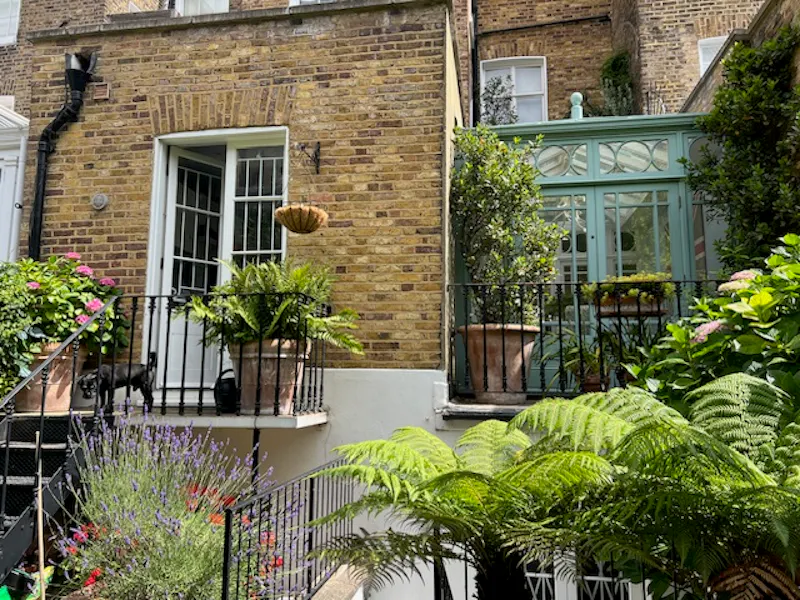 Conservatory at Period South Ken Townhouse, A1659 (photo 43)