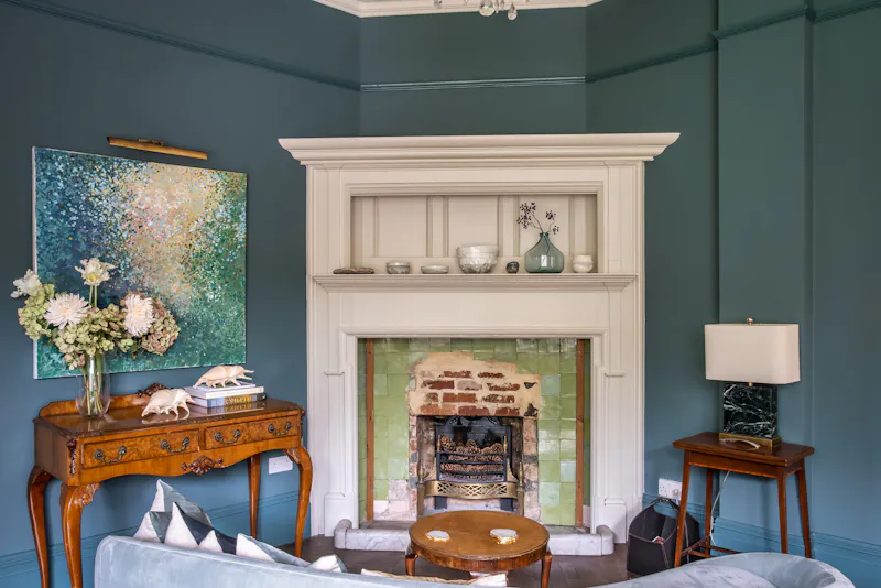 Fireplace at Victorian Villa in Haslemere, B2084 (photo 8)