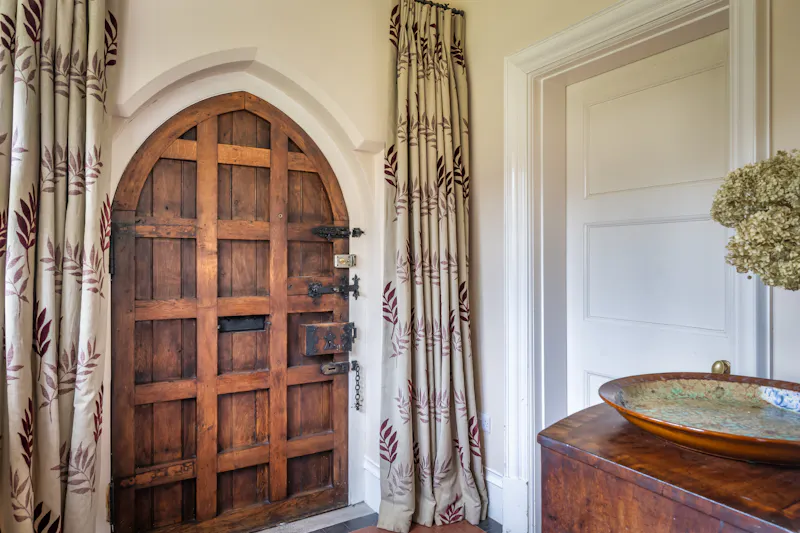 Victorian Villa in Haslemere, B2084 (photo 22)
