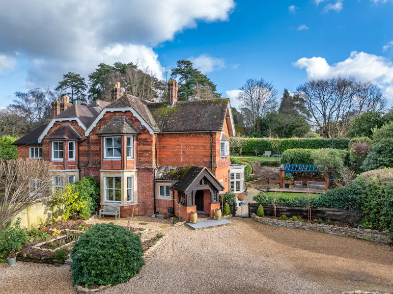 Victorian Villa in Haslemere, B2084 (photo 42)