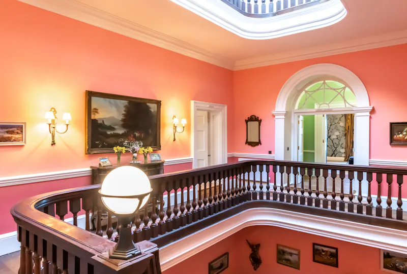 Landing at Kidlington Palladian mansion , A439 (photo 11)