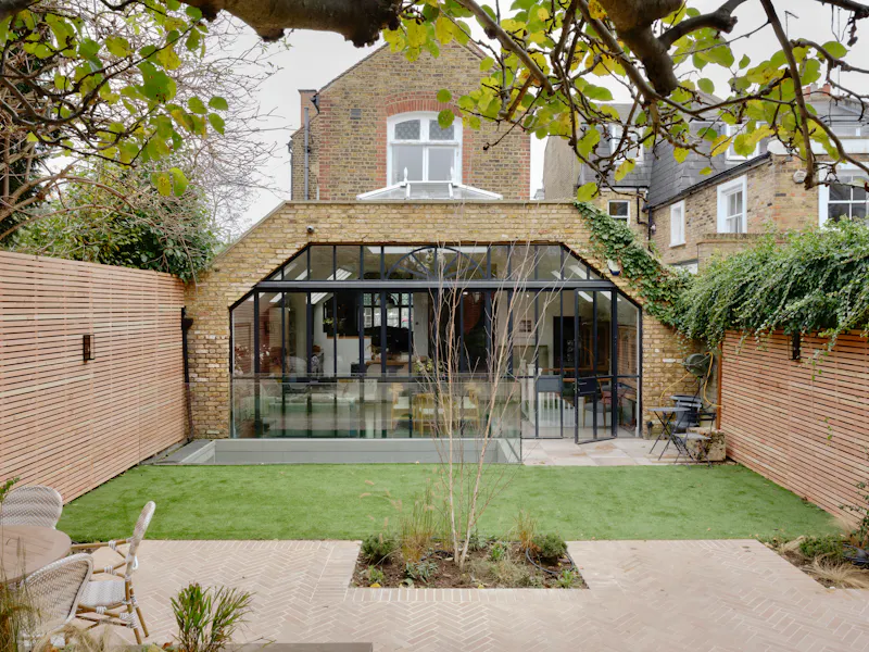 Stylish Hammersmith house, B1878 (photo 49)
