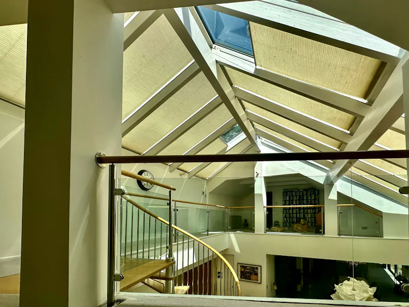 Landing at Wokingham Mid-Century Villa, D2822 (photo 15)