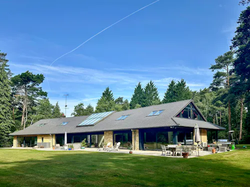 Wokingham Mid-Century Villa, D2822