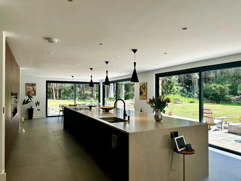 Wokingham Mid-Century Villa, D2822 (photo 5)