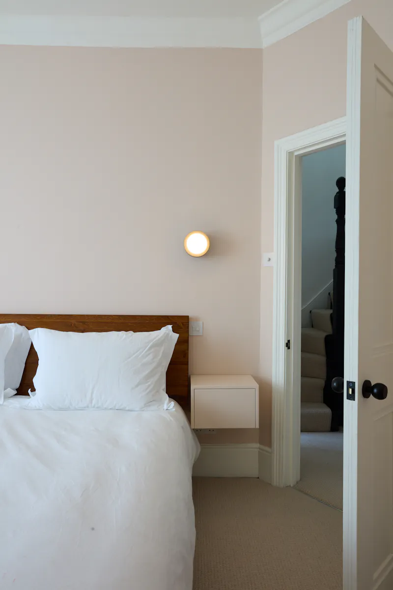 Design-led Brockley semi, B2104 (photo 25)