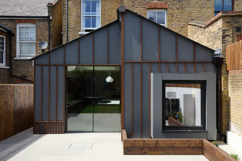 Design-led Brockley semi, B2104 (photo 2)