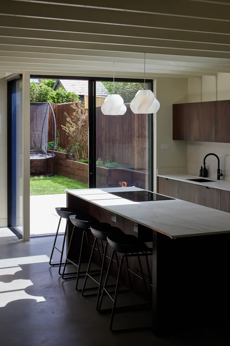 Design-led Brockley semi, B2104 (photo 11)