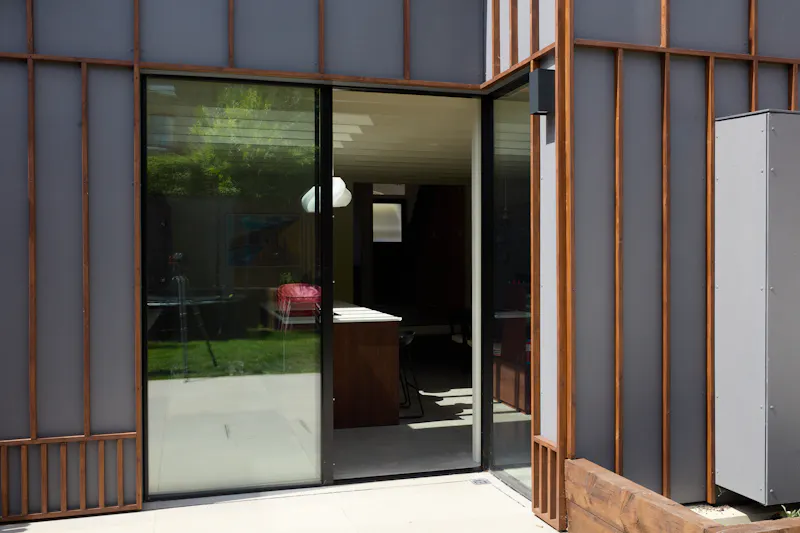 Design-led Brockley semi, B2104 (photo 36)