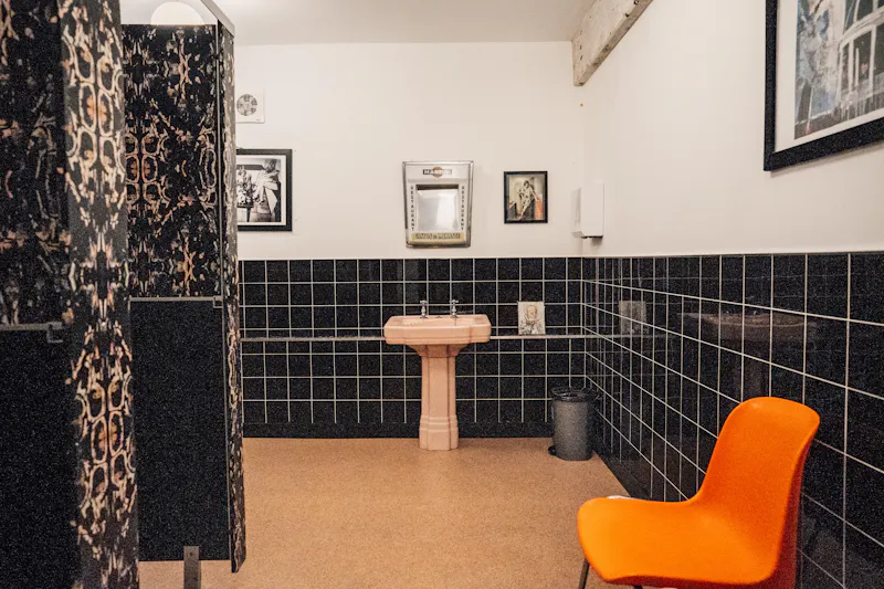 Bathroom at St Leonards Seafront Villa, A1661 (photo 18)