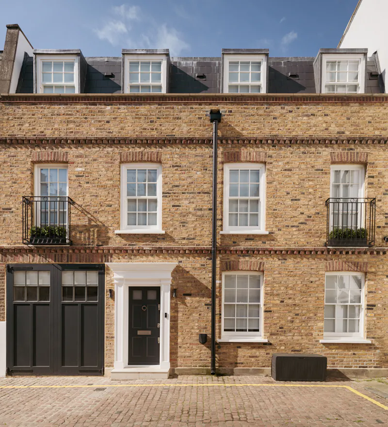Modern mews house Chelsea, A1678 (photo 1)