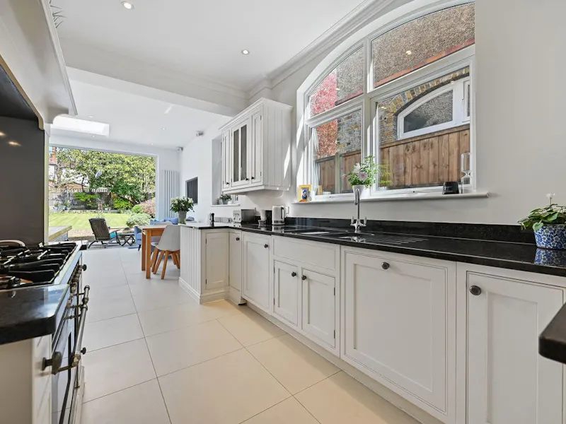 Kitchen at Sutton Edwardian family home, E544 (photo 4)