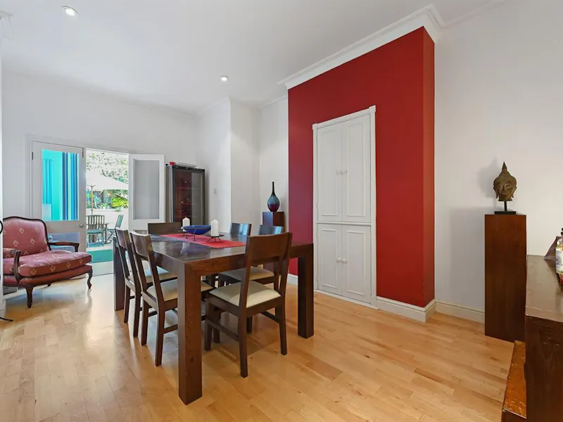 Dining room at Sutton Edwardian family home, E544 (photo 7)