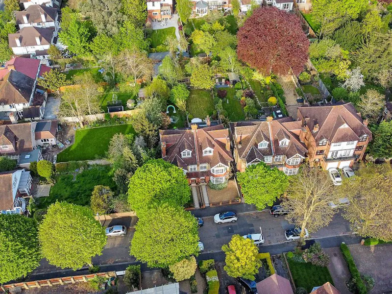 Sutton Edwardian family home, E544 (photo 14)