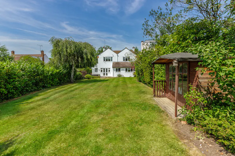 Summer house at Modern Radlett Family Home, D2824 (photo 45)