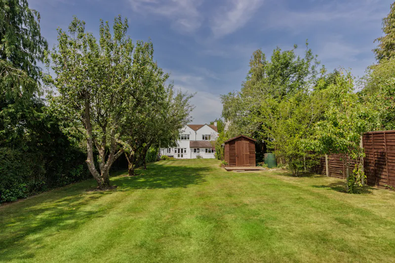 Modern Radlett Family Home, D2824 (photo 44)