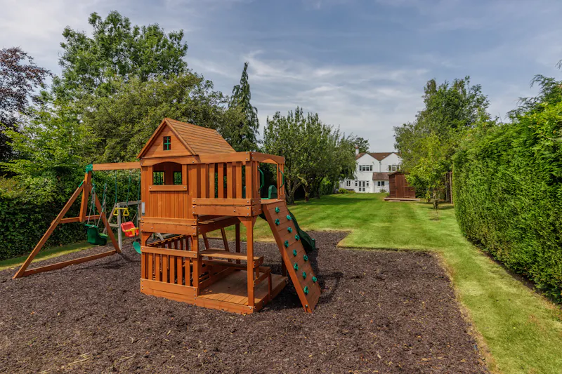 Modern Radlett Family Home, D2824 (photo 43)