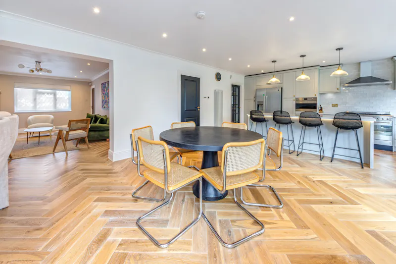 Modern Radlett Family Home, D2824 (photo 11)