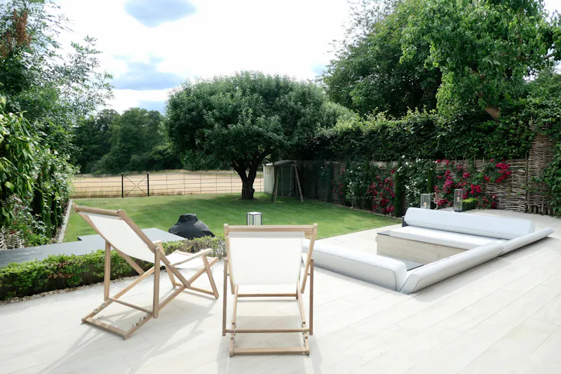 Garden at Modern Amersham Family Home, D2826 (photo 18)