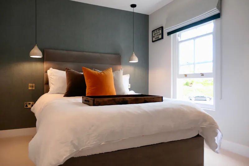 Bedroom at Modern Amersham Family Home, D2826 (photo 13)