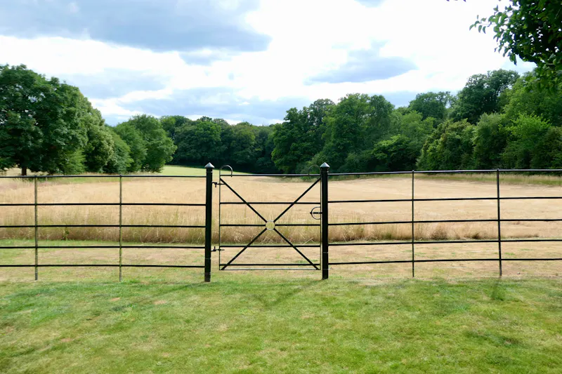 Views - country at Modern Amersham Family Home, D2826 (photo 20)