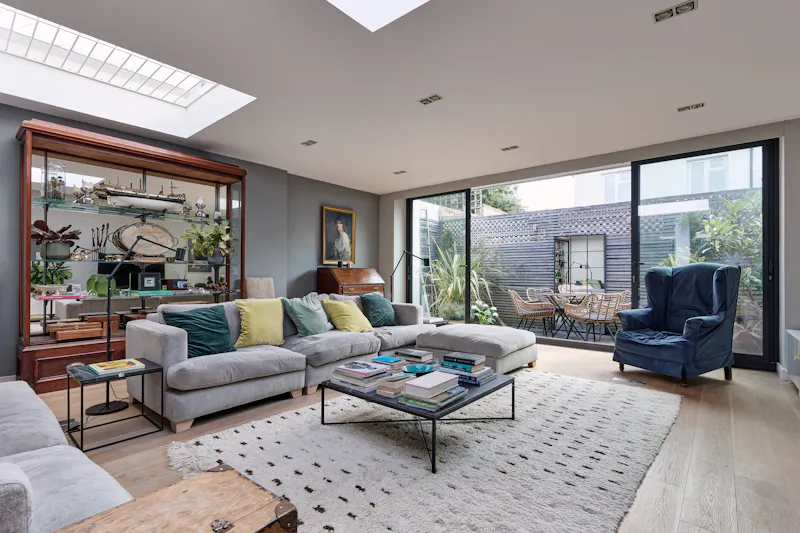 Living Room at Stylish Stamford Brook home, F1061 (photo 21)
