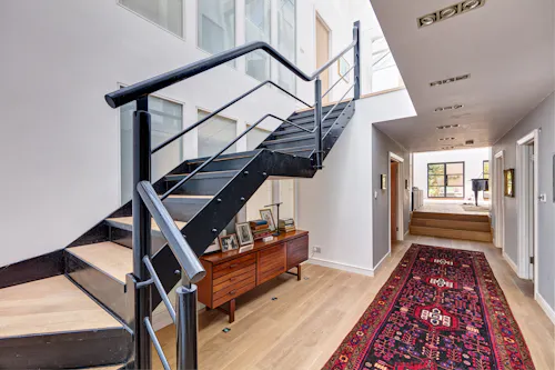 Stylish Stamford Brook home, F1061