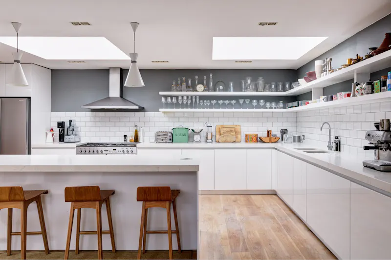 Stylish Stamford Brook home, F1061 (photo 18)