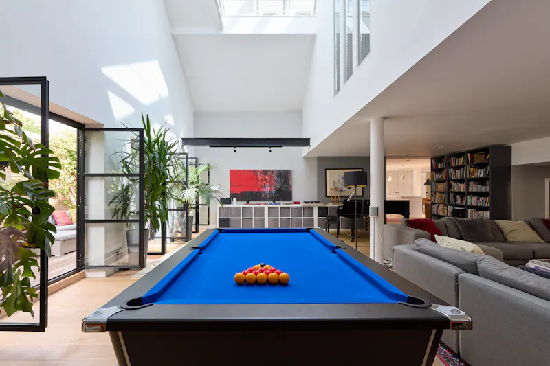Games room at Stylish Stamford Brook home, F1061 (photo 9)